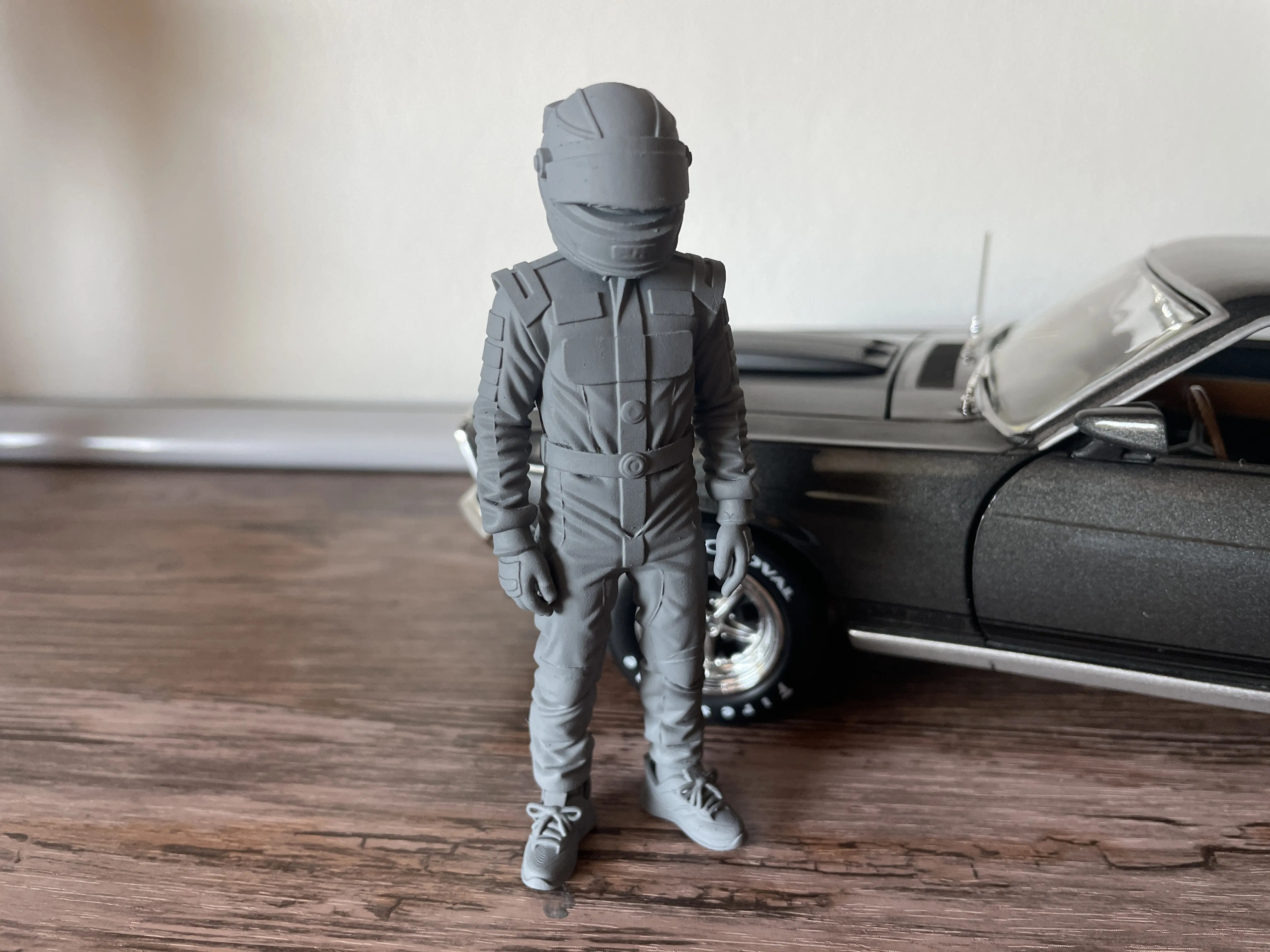 Homme Pilote 4