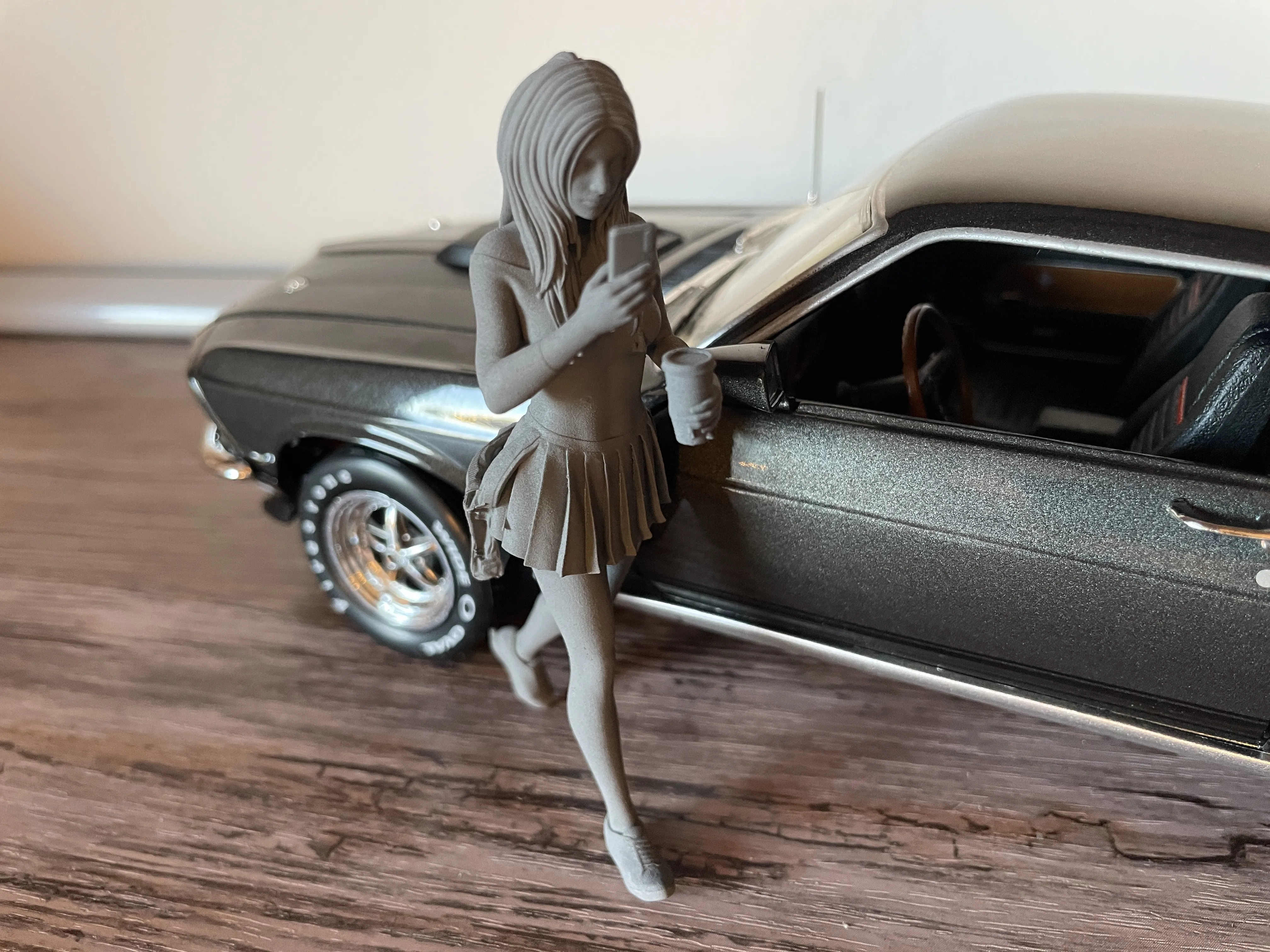 Femme Au Telephone 5