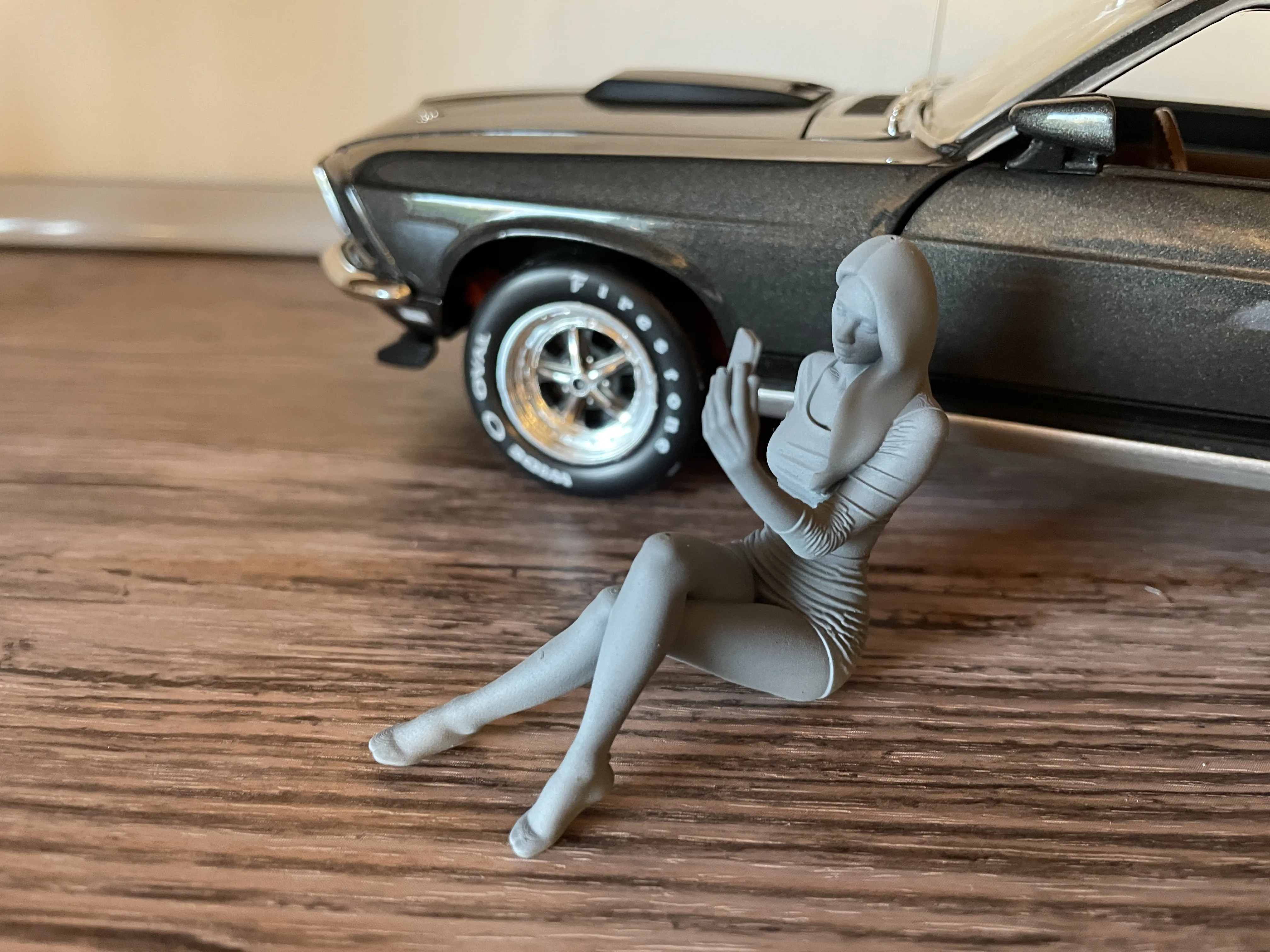 Femme Au Telephone 6