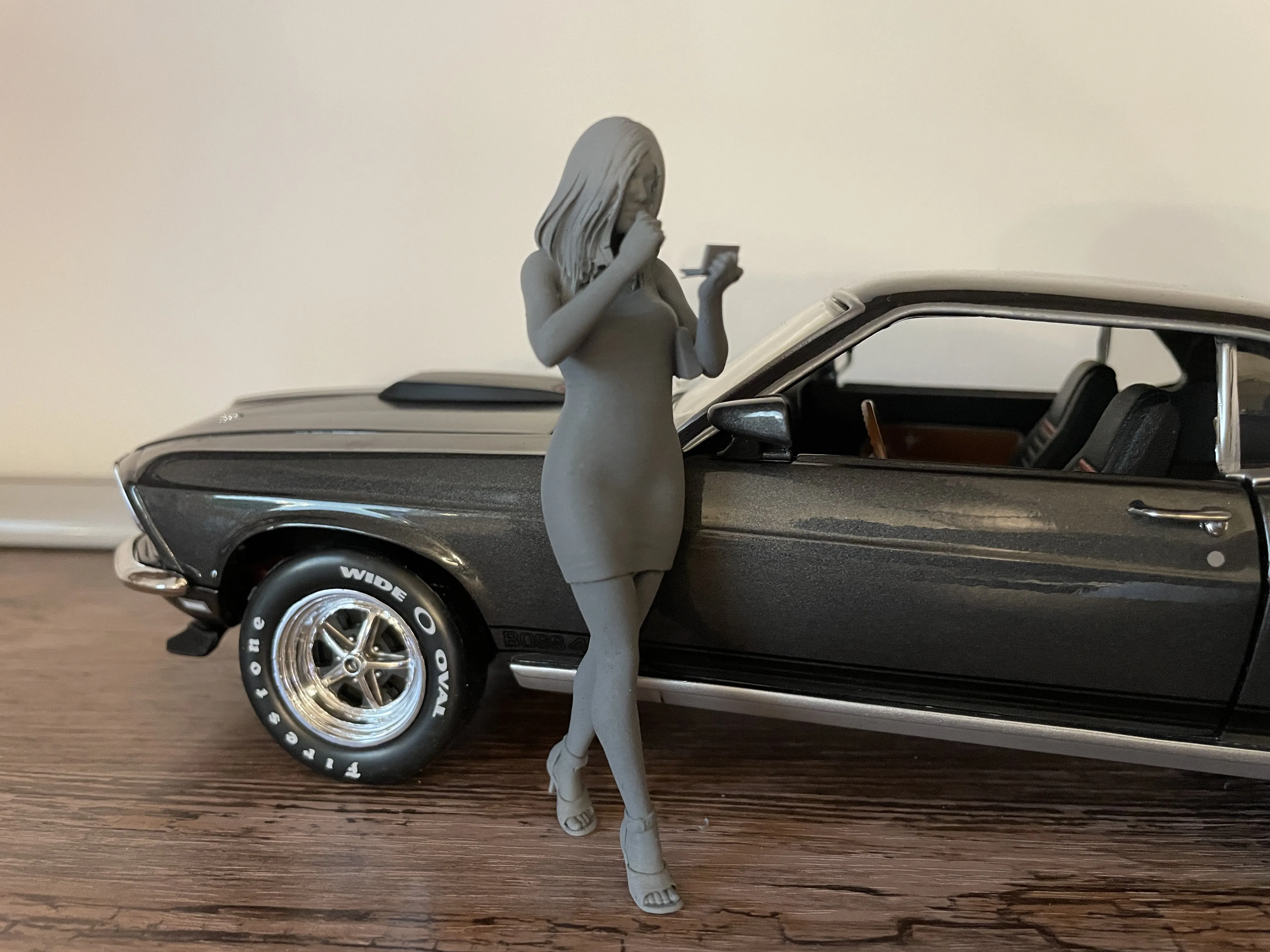 Femme Qui Se Maquille 1