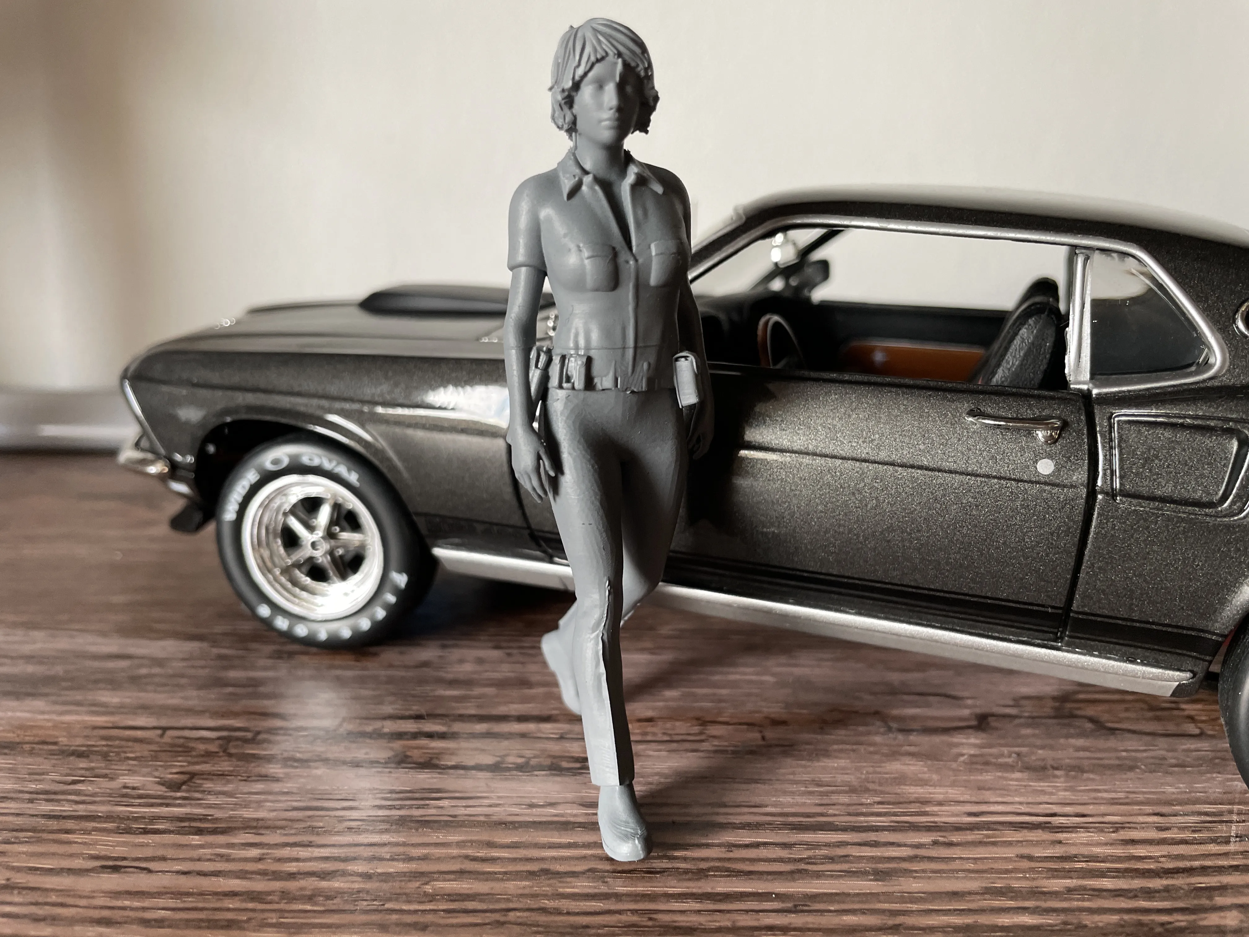Femme Policière 1