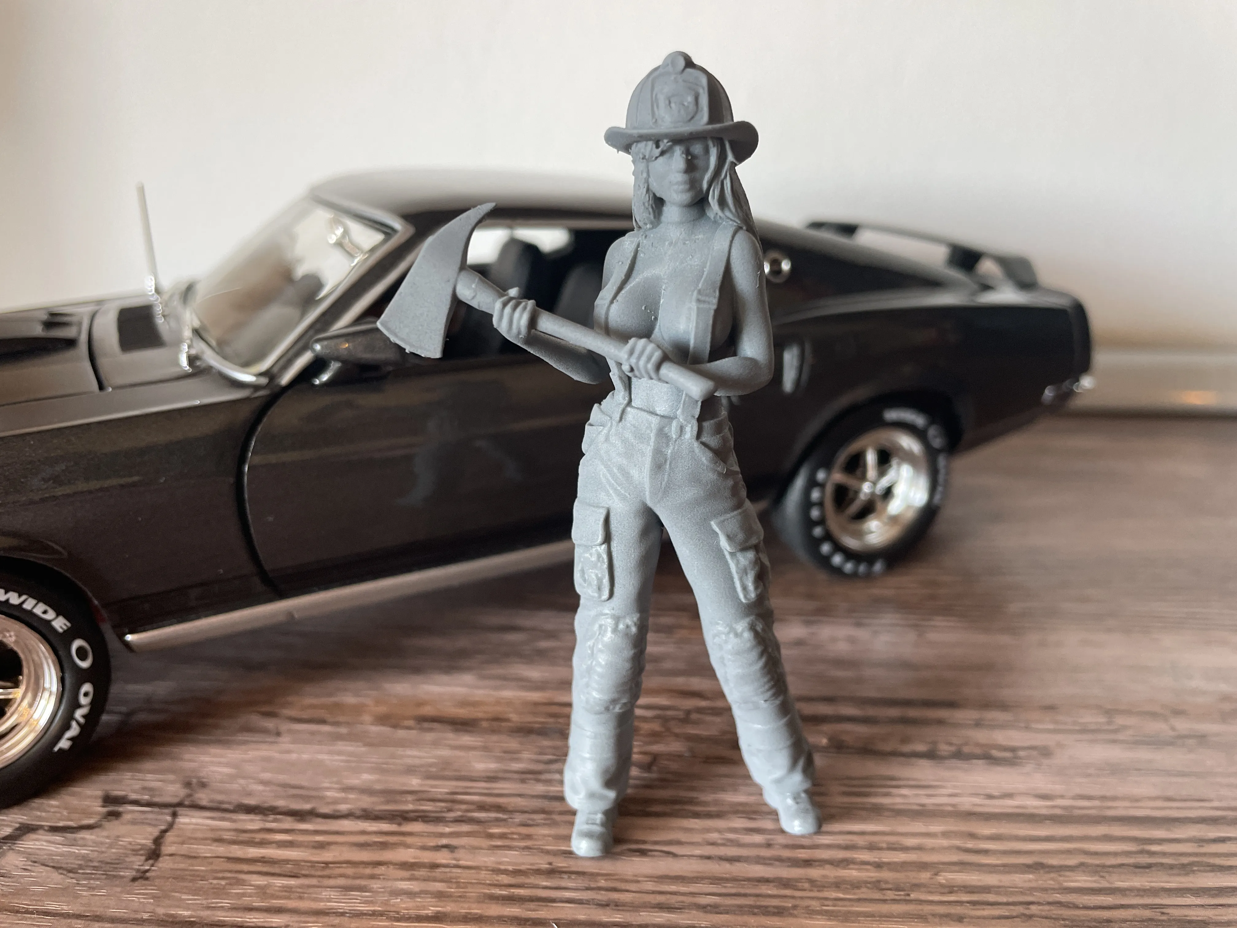 Femme Pompière 5