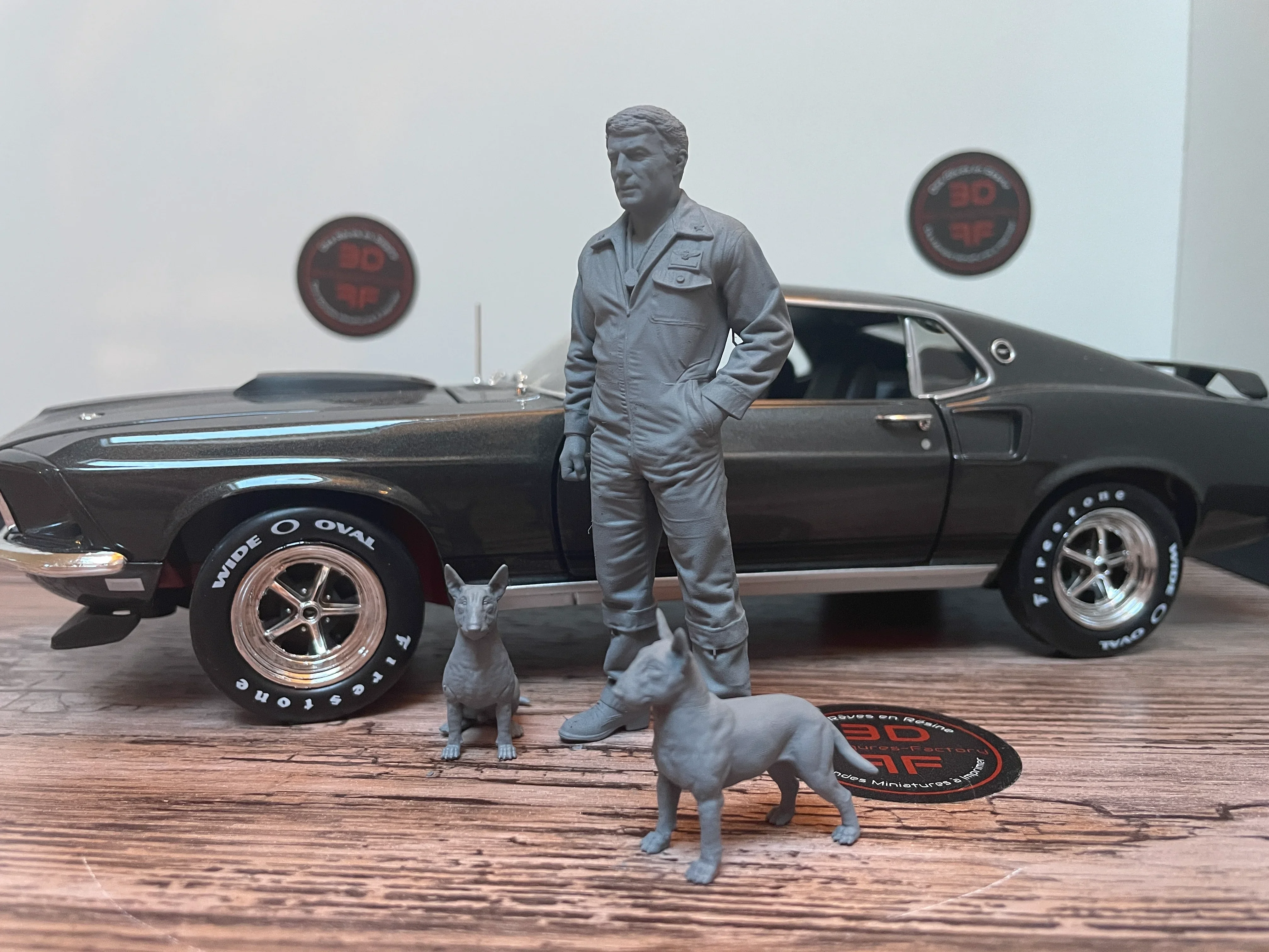 Figurine 1/18 - Greg « Pappy » Boyington 2 (Robert Conrad) - Les Têtes Brulées + Barbaque x 2 (Résine)